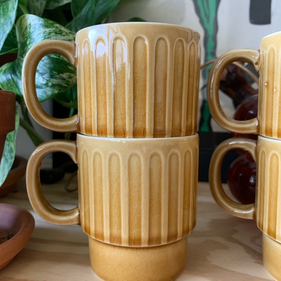 Vintage 70s Brown Japanese Stacking Coffee Mugs - Picture 3 of 6